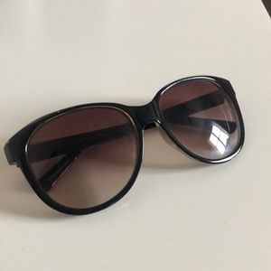 Black sunglasses